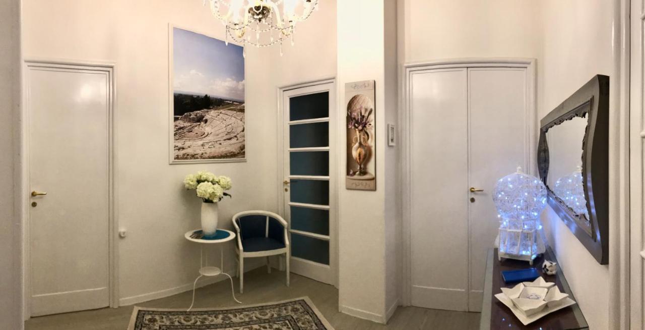 Casa Di Alice Luxury Hospitality - Elevator, Fast Wifi Apartman Szirakúza Kültér fotó