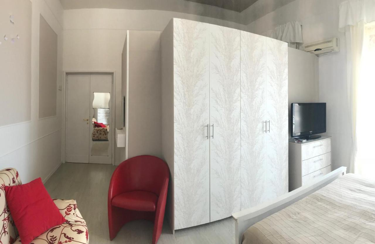 Casa Di Alice Luxury Hospitality - Elevator, Fast Wifi Apartman Szirakúza Kültér fotó