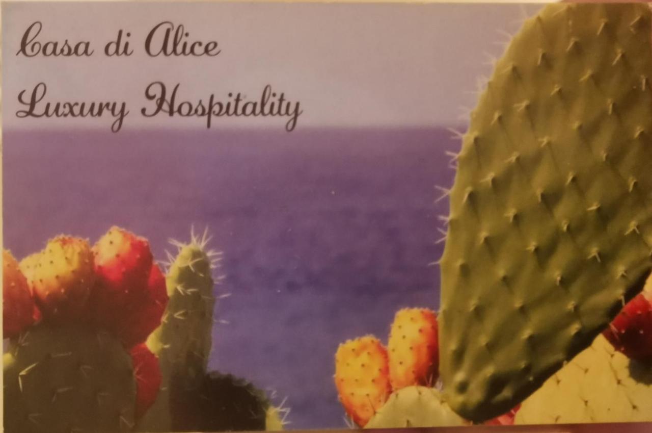 Casa Di Alice Luxury Hospitality - Elevator, Fast Wifi Apartman Szirakúza Kültér fotó